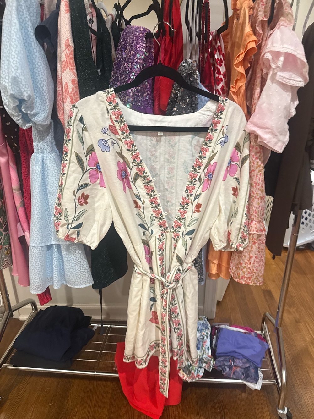 Embroidered Cream Floral Wrap Robe with Waist Tie